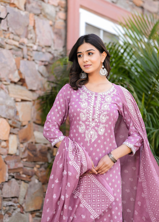 Lavender Embroidered Kurta Set with Dupatta